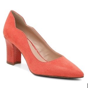 NWOT Kelly & Katie Markel Coral Heels